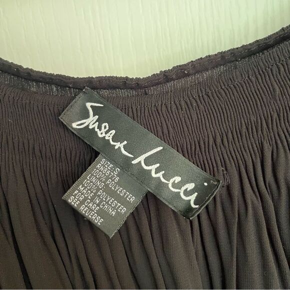 Elegant Black Women's Top - Picture 8 of 9